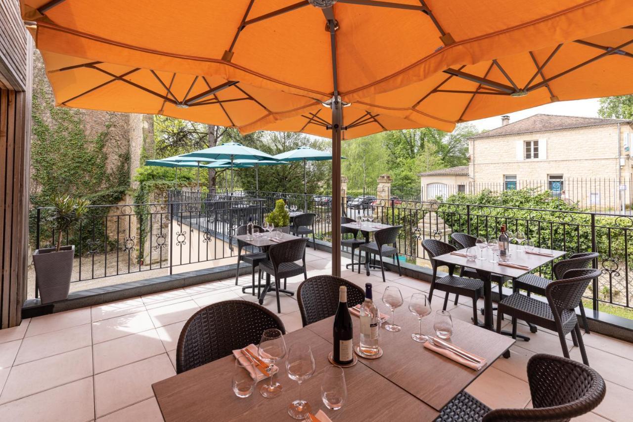 Hotel-Restaurant Des Augustins แซงต์-ซีเพรียง ภายนอก รูปภาพ